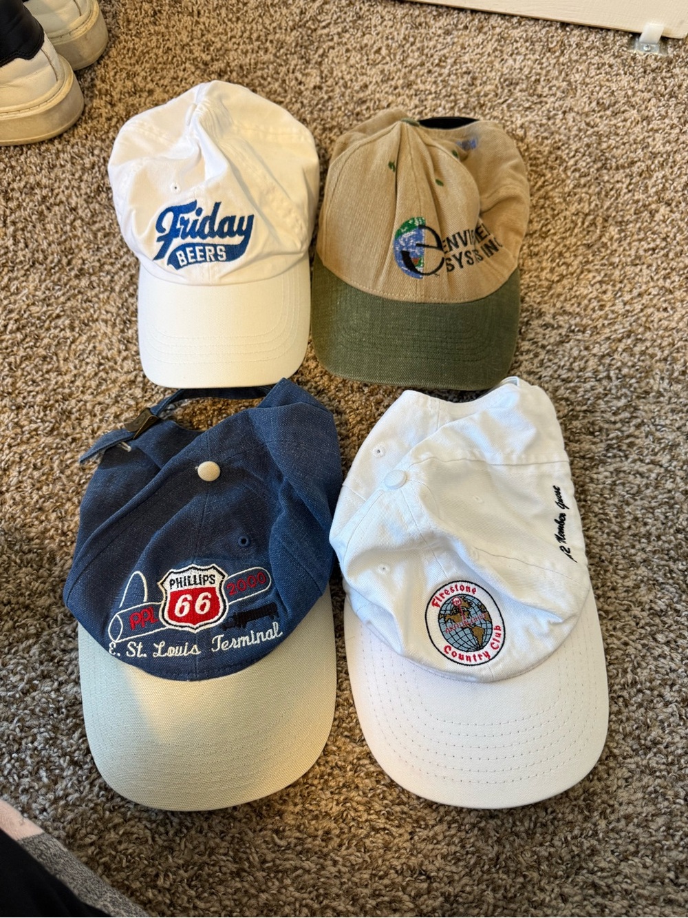 Baseball hat bundle $5 for 4 hats